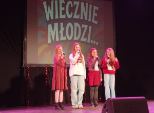 Koncert dla Babci i Dziadka „Wiecznie młodzi – dzieci seniorom”