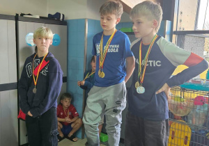 Uczniowie z medalami