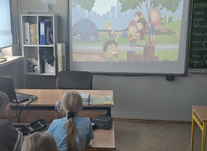 O przeciwdziałaniu przemocy w języku angielskim