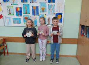 Konkurs Plastyczny "Ekopocztówka” dla klas I - III