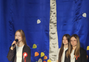 Uczniowie podczas uroczystości