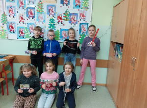 Konkurs plastyczny "Kartka z Aniołkiem"