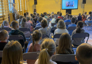 Uczniowie podczas spotkania