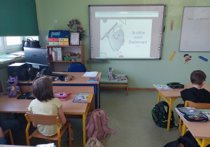 Uczniowie podczas zajęć