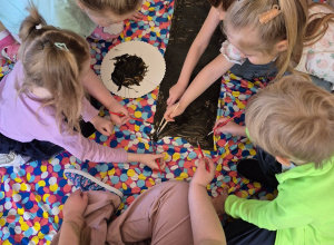 Tydzień Neuroróżnorodności w Tęczowej Akademii