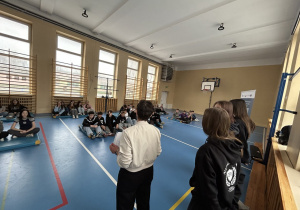 Klasy ósme w czasie spotkania z ZSP nr 8