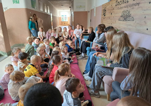 Ogólnopolski Dzień Głośnego Czytania w SP 12