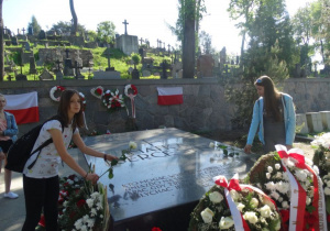 Cmentarz na Rossie - przy grobie, w którym złożono serce Marszałka